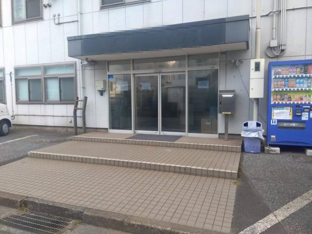 　正面入り口