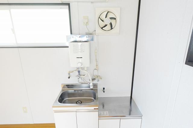 　瞬間湯沸器