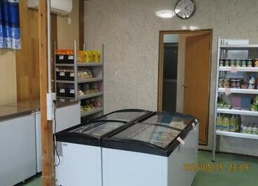 市原市白金町４