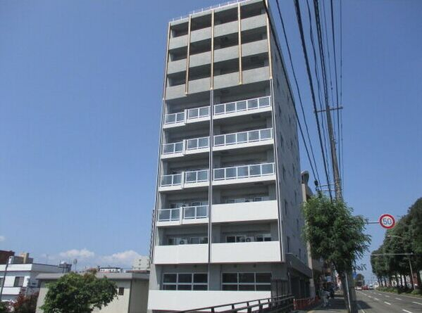 札幌市白石区南郷通14