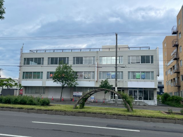 札幌市白石区中央1条7