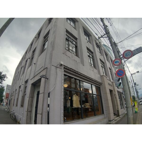 札幌市中央区南1条西13　貸事務所