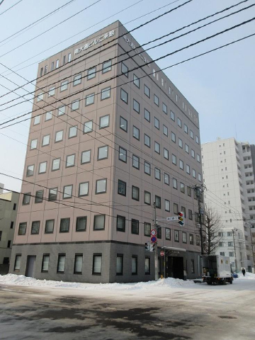 札幌市中央区南2条西13　事務所一部