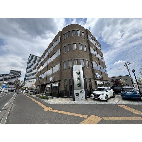 札幌市中央区北2条東10　貸事務所