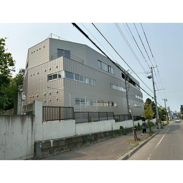 札幌市中央区宮の森3条12