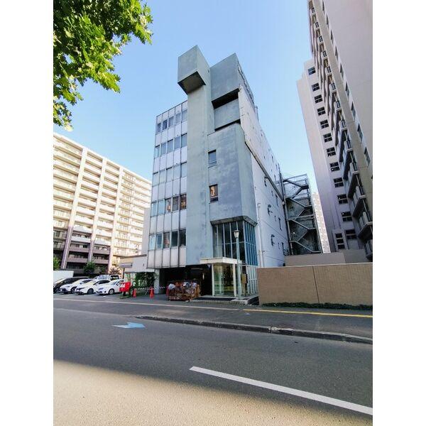 札幌市中央区北2条西13