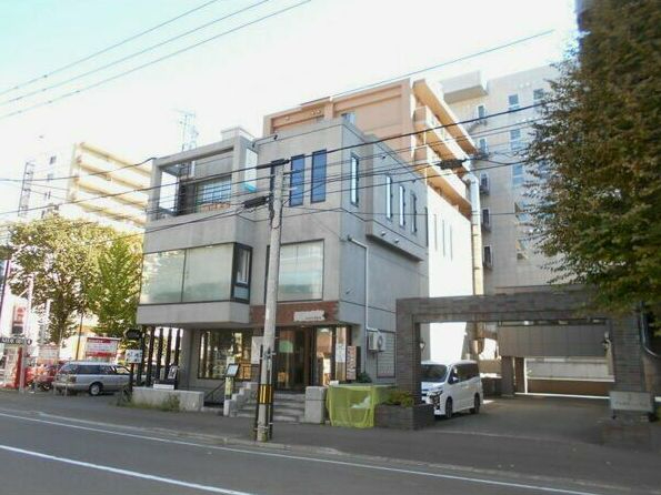 札幌市中央区南1条西22