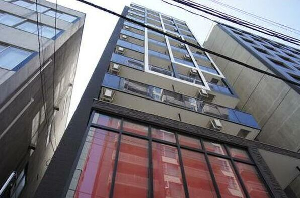 札幌市中央区南1条西7　貸店舗・事務所