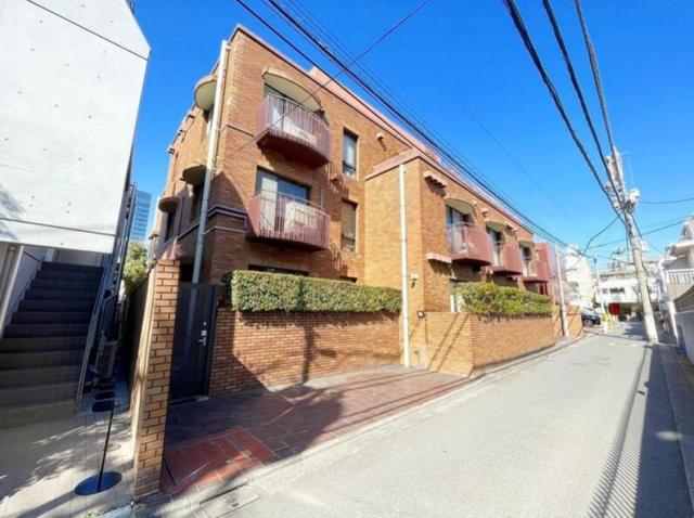 渋谷区神宮前４