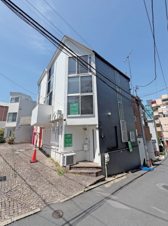 渋谷区神宮前5