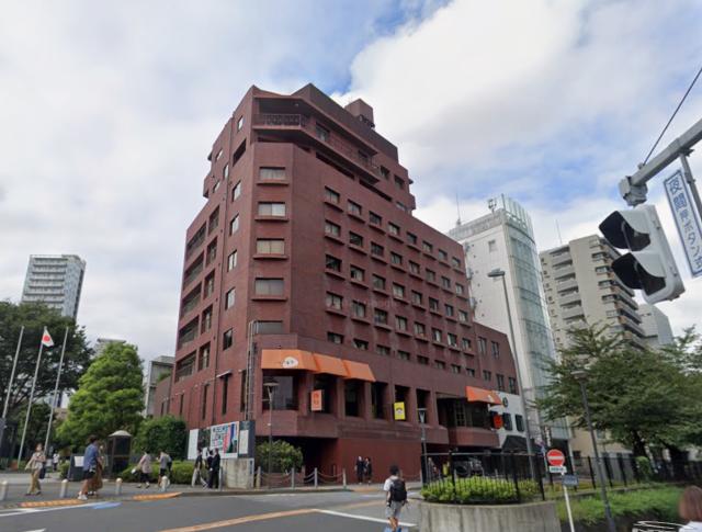 港区六本木7
