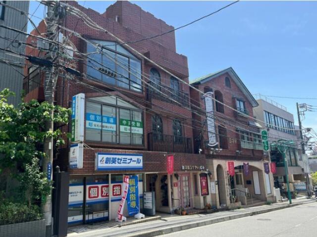 横浜市金沢区能見台通1-7