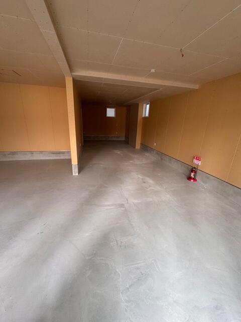 横浜市南区中島町4-81-2