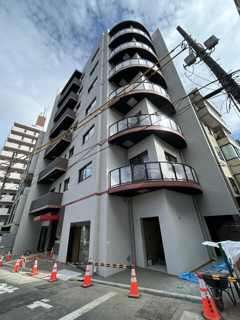 横浜市西区平沼2-4-10