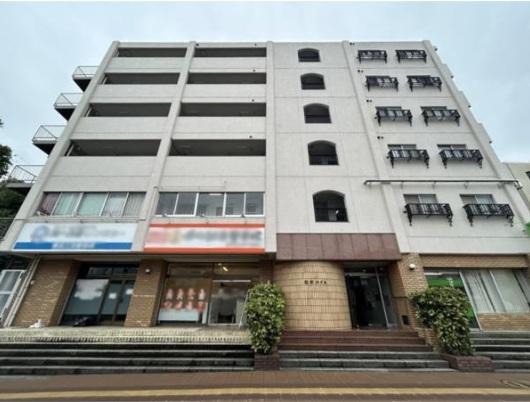 横浜市青葉区荏田西1-1-10