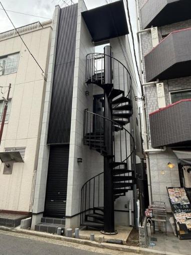 横浜市中区野毛町1-30-2