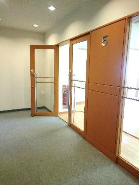 　エレベーターホール