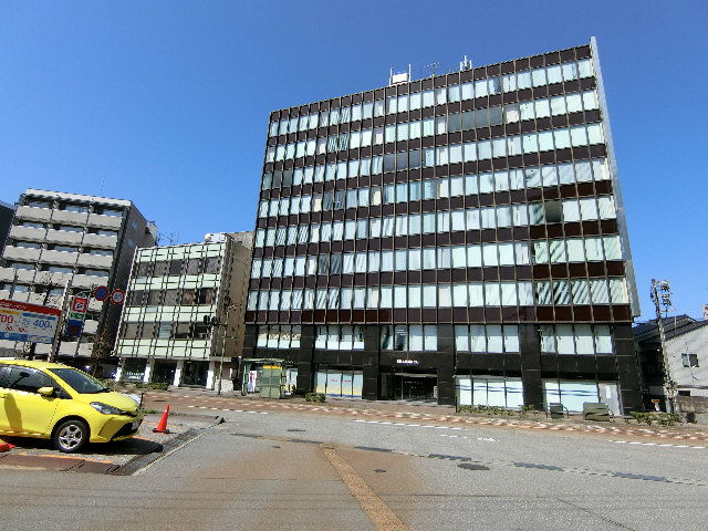金沢市彦三町２　貸店舗・事務所