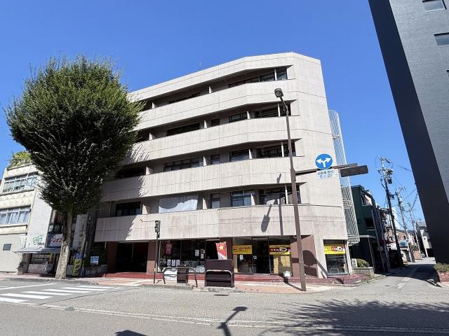金沢市堀川町7-20