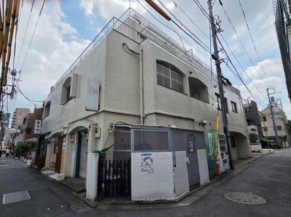 世田谷区三軒茶屋2