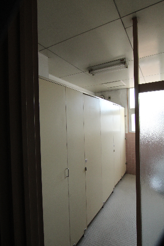 　各階共同トイレ