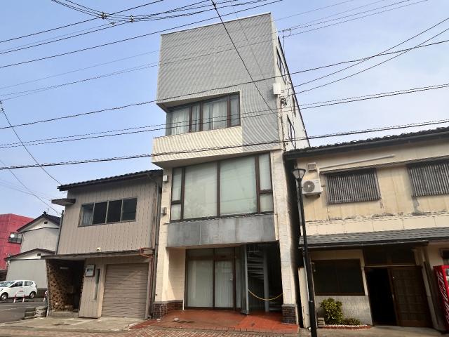 上越市中央1-12-11