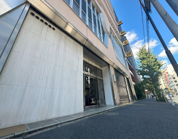 千代田区岩本町2