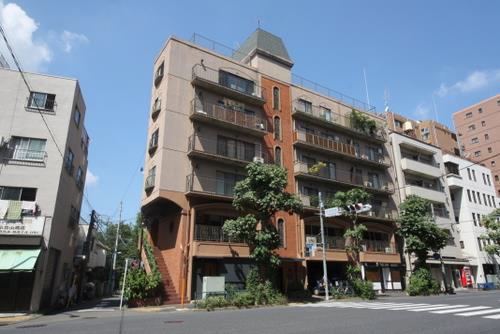 新宿区内藤町1-7