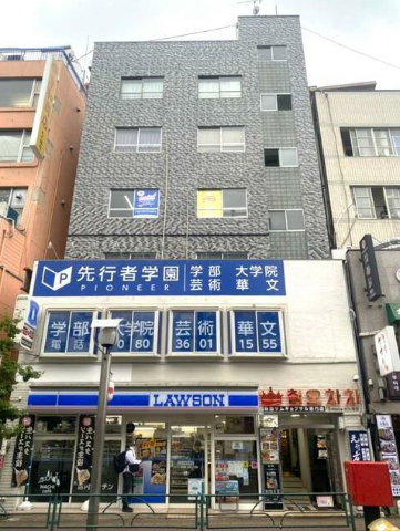 新宿区百人町1