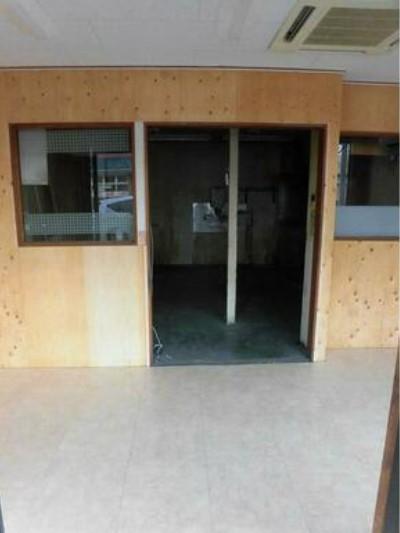 　室内