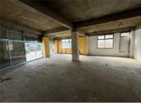 　室内（スケルトン）