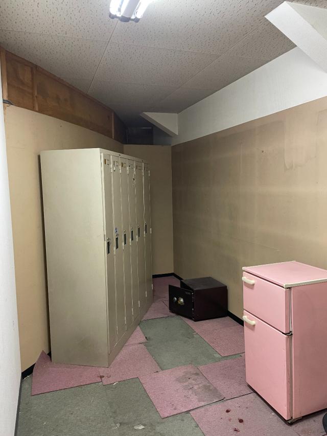 　ロッカールーム