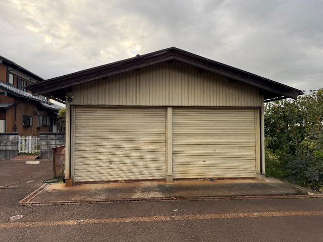 　ガレージ車庫外観（2台分）
