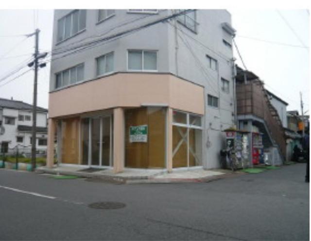 越谷市赤山町３