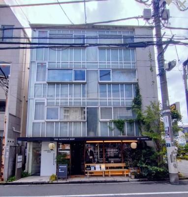 渋谷区富ヶ谷1-