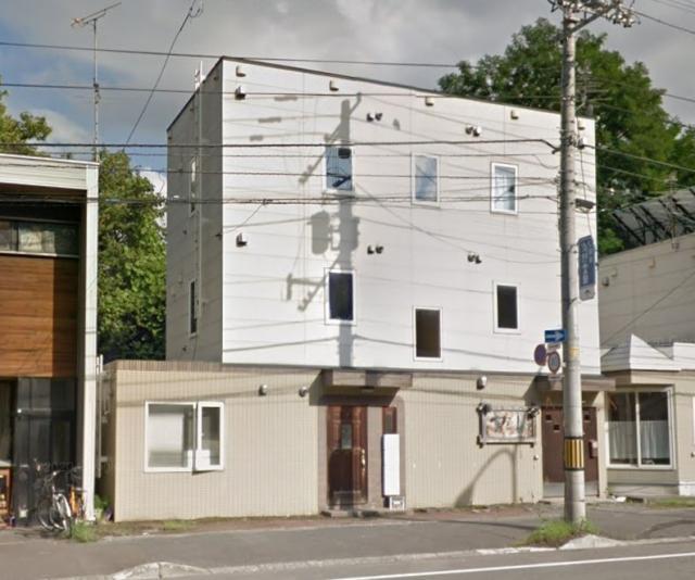 札幌市南区真駒内柏丘11