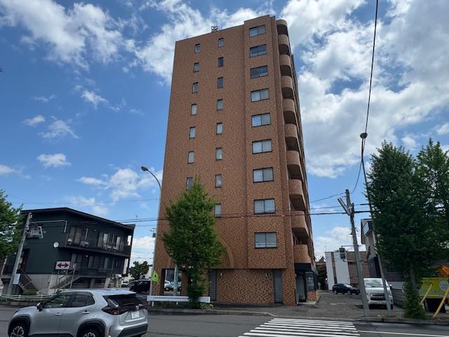 札幌市東区苗穂町３