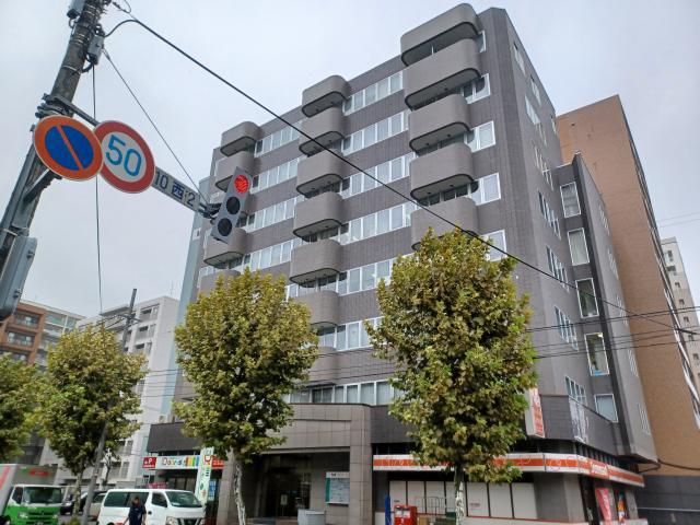 札幌市北区北十条西1