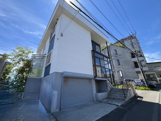 札幌市白石区南郷通18